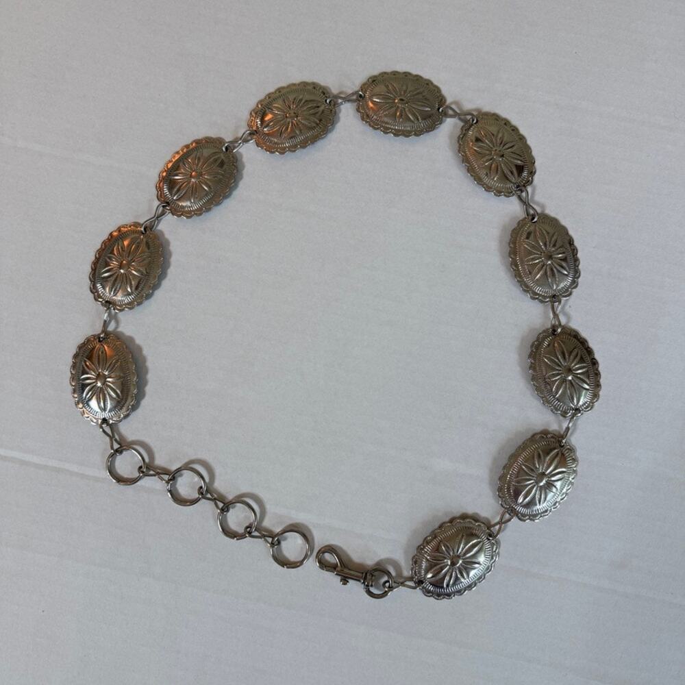 Vintage Silver Metal Concho Chain Belt Womens O/S Western Boho Cowgirl Indie - Picture 7 of 8